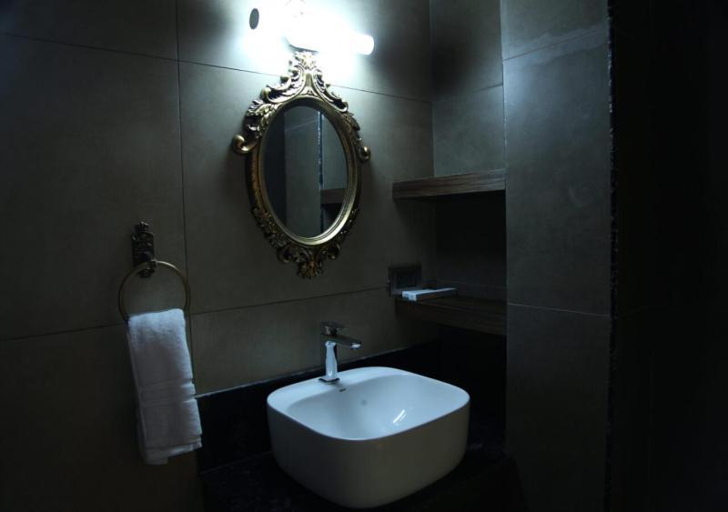 Dakshin Suites Srikakulam Dış mekan fotoğraf