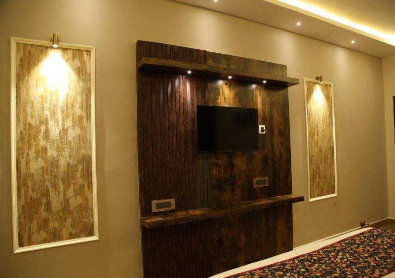 Dakshin Suites Srikakulam Dış mekan fotoğraf